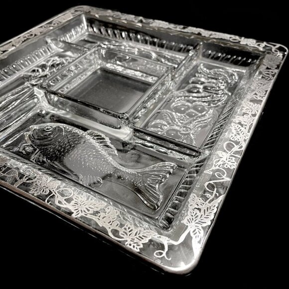 Vintage 1940s Duncan & Miller INTAGLIO Glass Silver Overlay Divided Square Dish - Picture 2 of 7